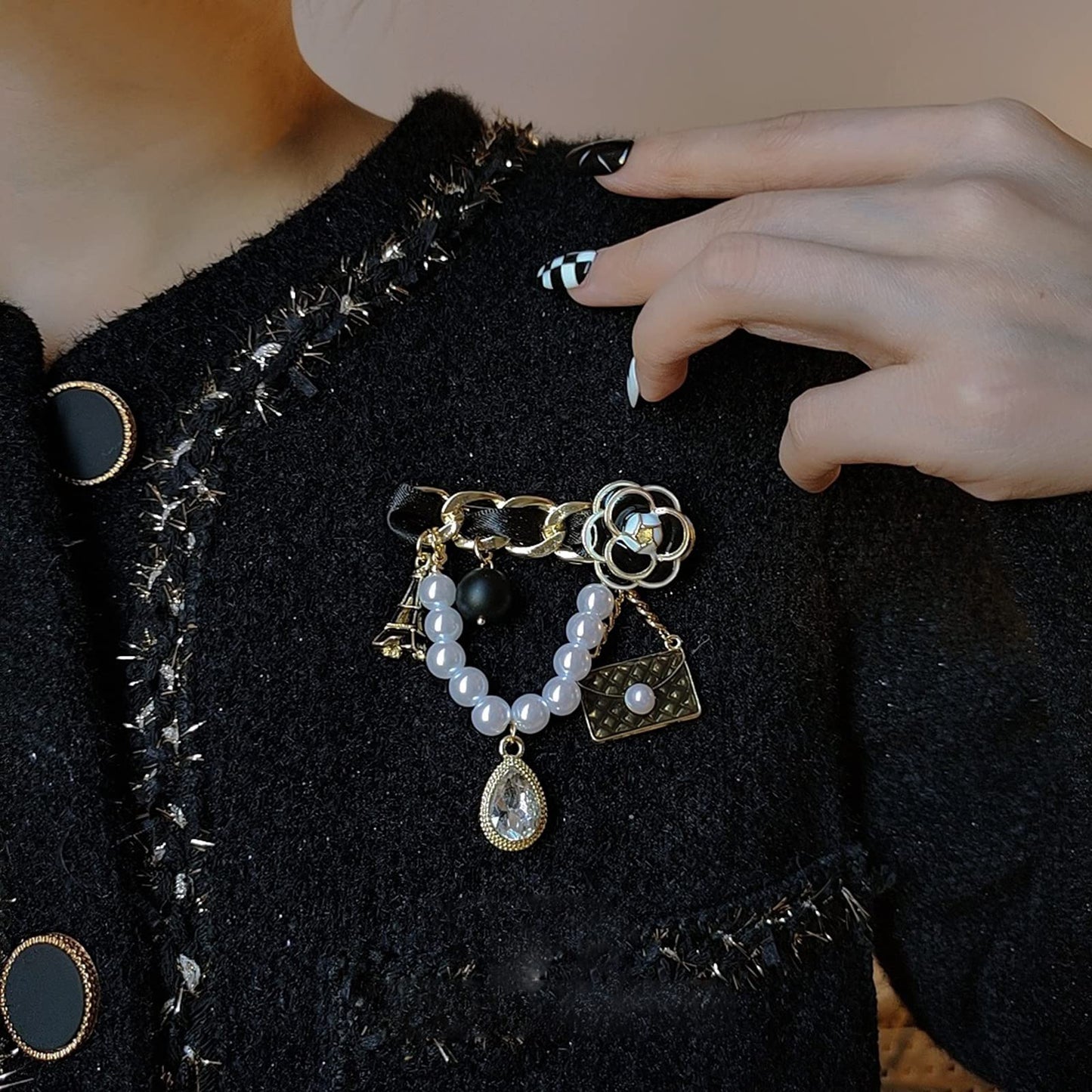 Vintage Fashion Eiffel Tower Pearl Brooch pins Brooches for Women Wedding/Banquet Jewelry